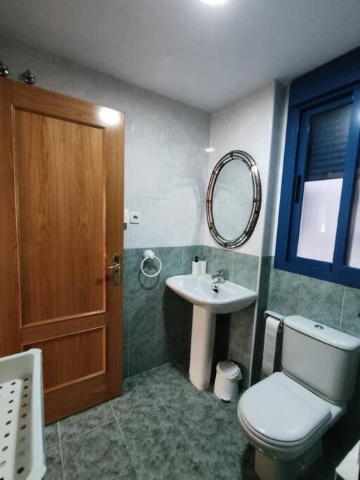 Junto estación tren y la playa, GARAJE INCLUIDO Málaga Exterior foto